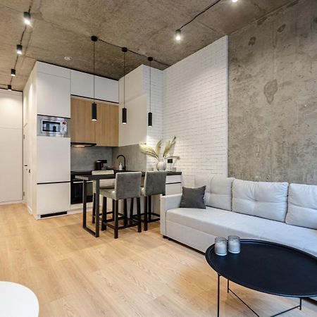 Petrovdom 160-161-166-3A-3B-131A-104A In Beautiful Apartments In Rc "Yaroslaviv Grad" เคียฟ ภายนอก รูปภาพ