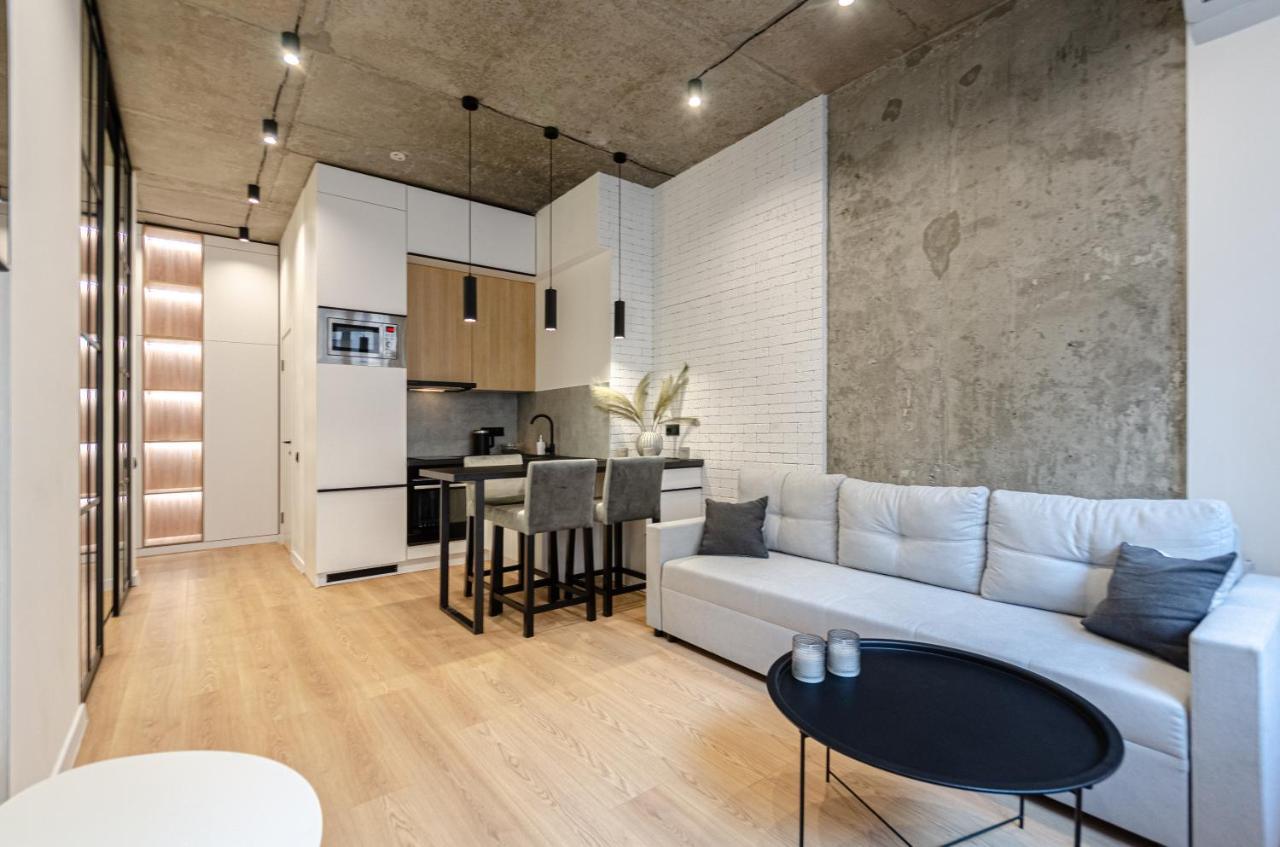 Petrovdom 160-161-166-3A-3B-131A-104A In Beautiful Apartments In Rc "Yaroslaviv Grad" เคียฟ ภายนอก รูปภาพ